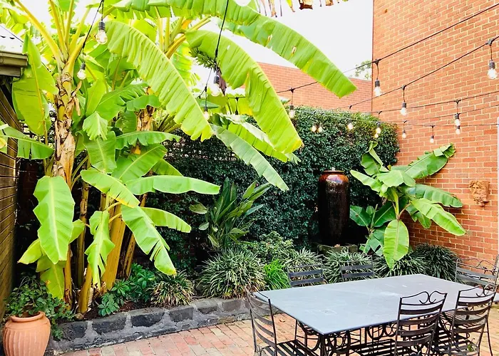 94 Highett - 5 Bedroom, 3 Car Parks - Luxury House Melbourne